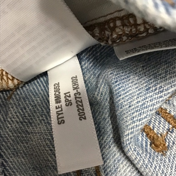 Madewell The MomJean Short in Byers Wash Ripped Edition. - Picture 11 of 11